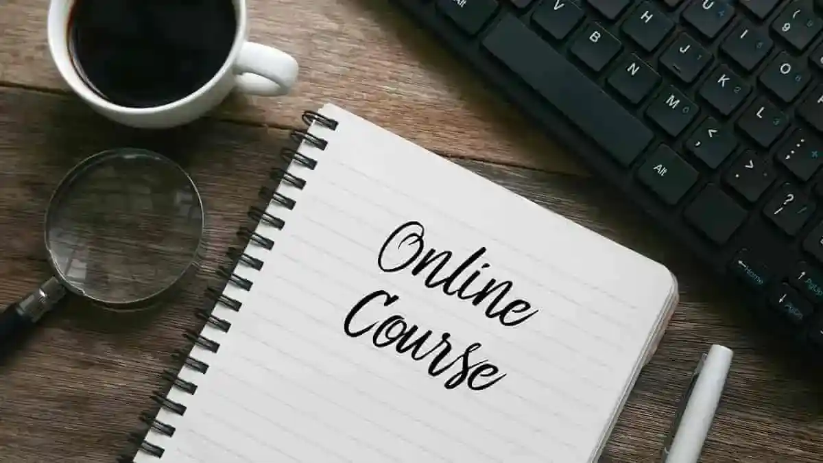 PLATAFORMA ONLINE OFERECE CURSOS GRATUITOS
