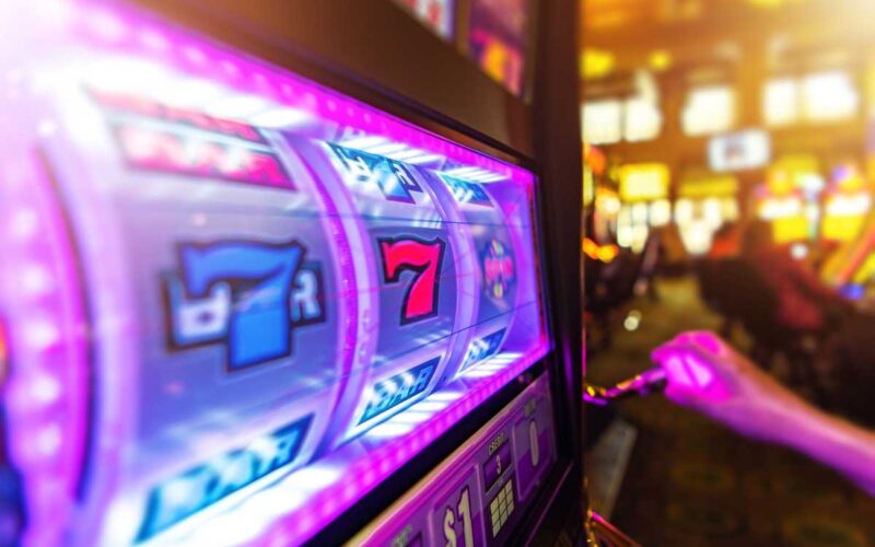 Understanding the Popularity of Multi-Line Slot Machines and Toto Slot Games